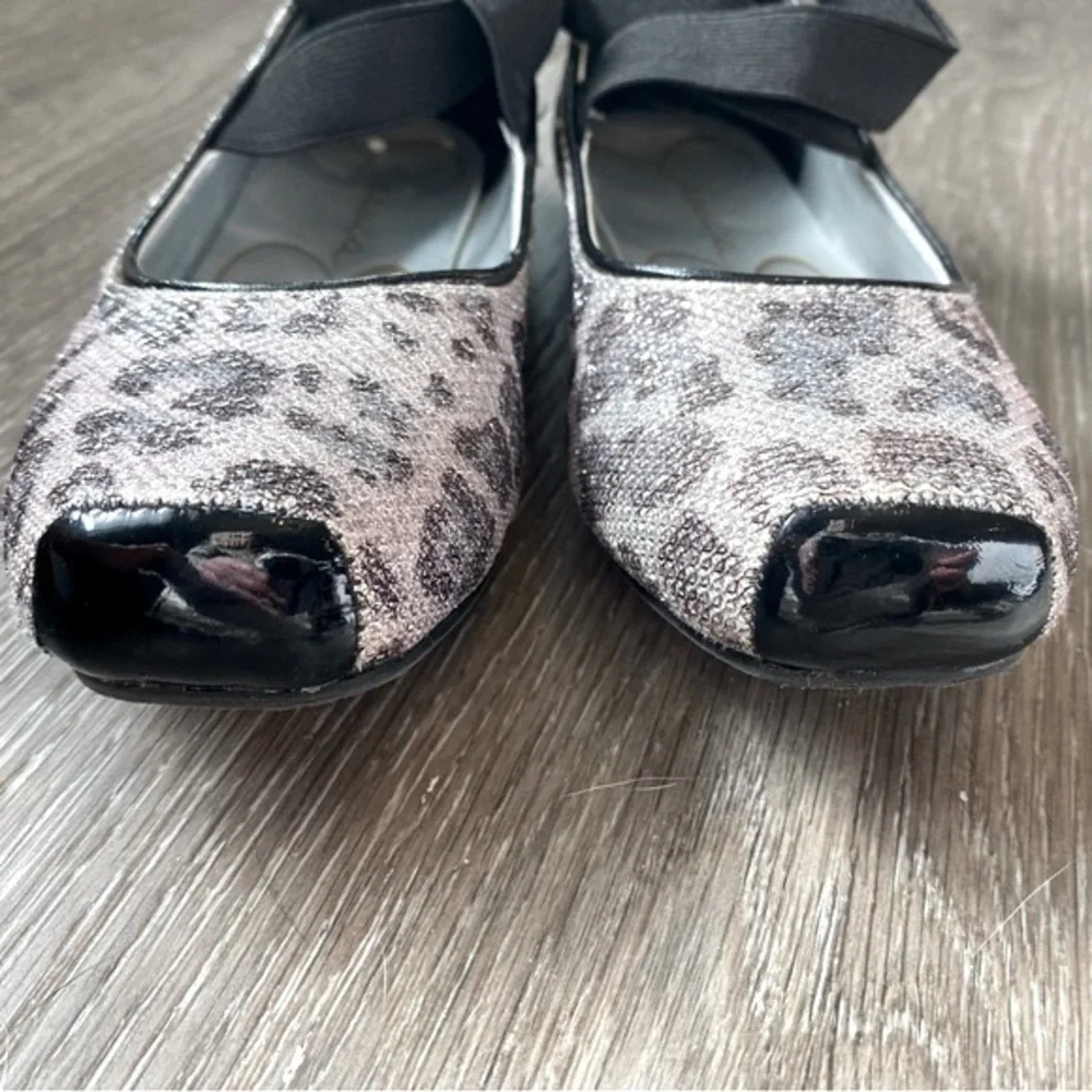 NEW! Jessica Simpson Girls Shoes Madison Ballet Flat Silver Animal Print Size 13